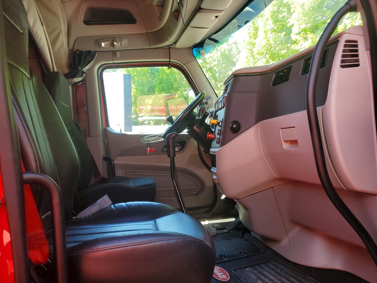 2019 PETERBILT All other VIN 1XPBDP9X2KD607744 photo 5