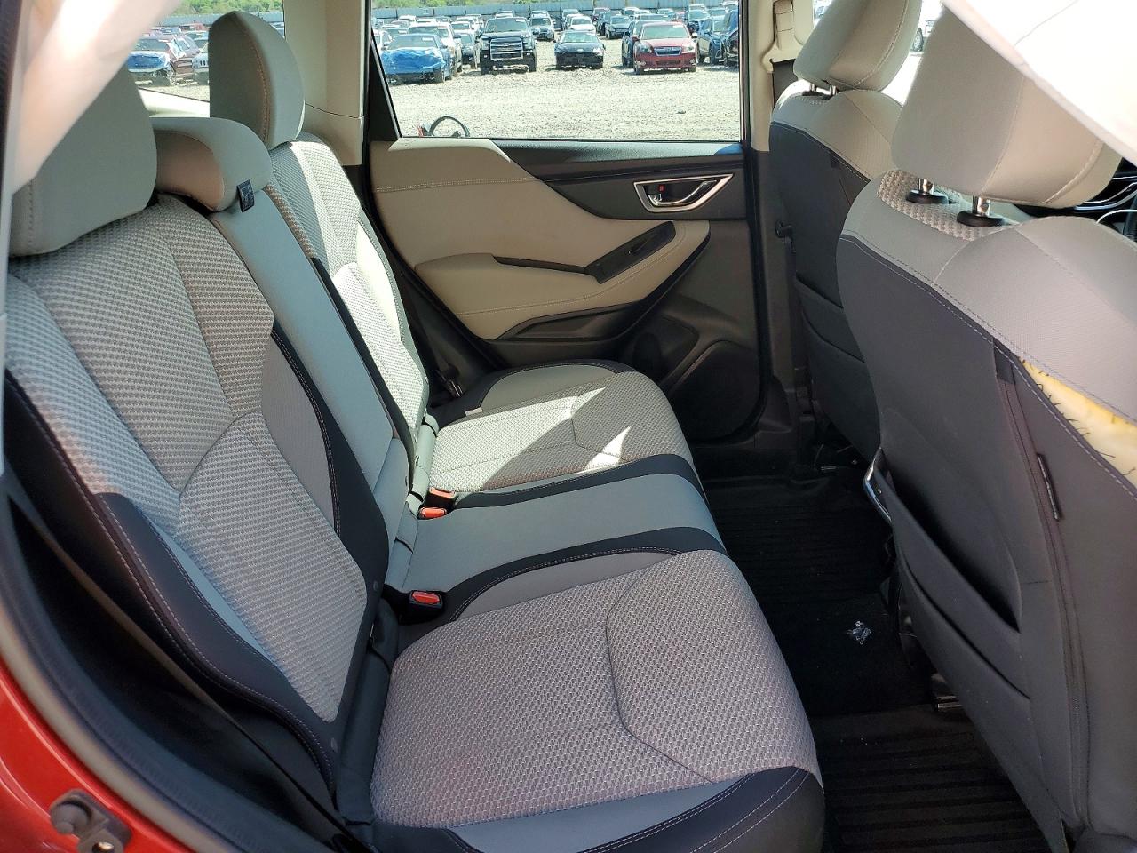 2021 Subaru Forester VIN JF2SKAJC5MH442203 photo 10