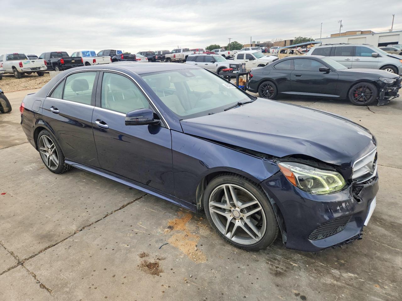 2016 Mercedes-Benz E-class VIN WDDHF8JB5GB231769 photo 4