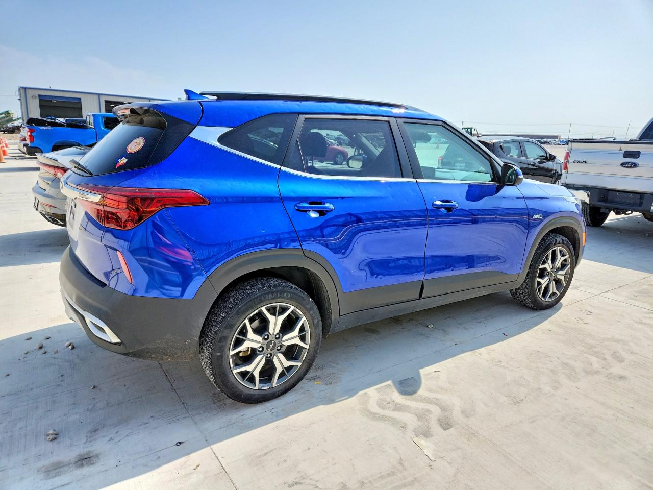 2022 Kia Seltos VIN KNDERCAA0N7309180 photo 3
