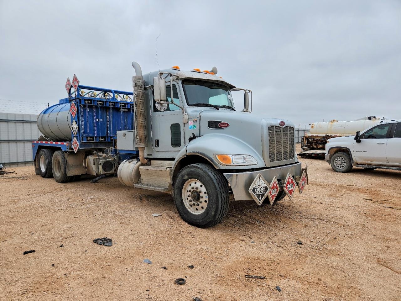2016 PETERBILT All other VIN 2NP3LJ0X4GM331970 photo 1