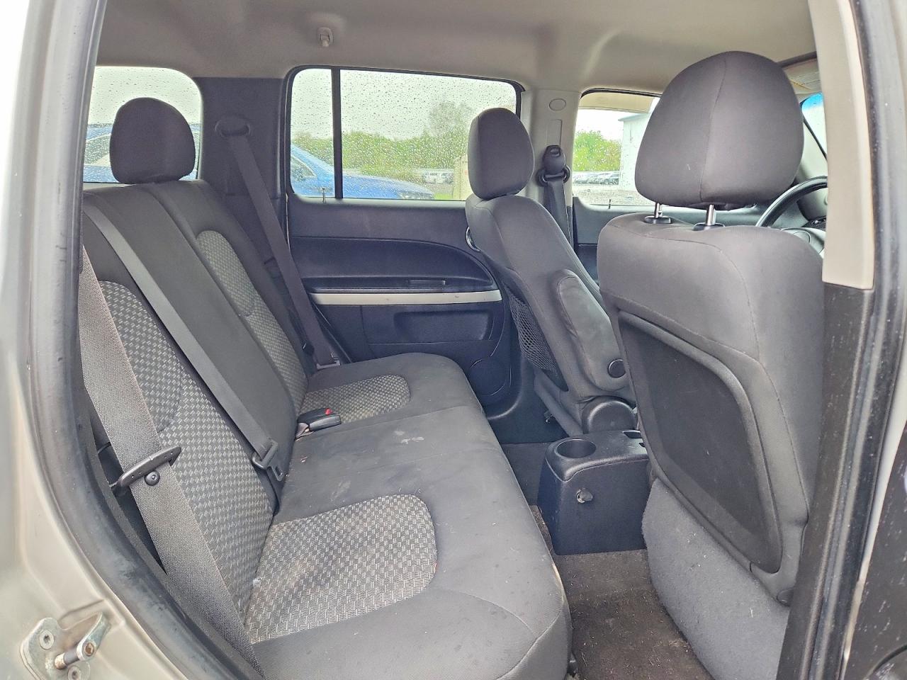 2008 Chevrolet Hhr VIN 3GNDA23D38S568960 photo 10