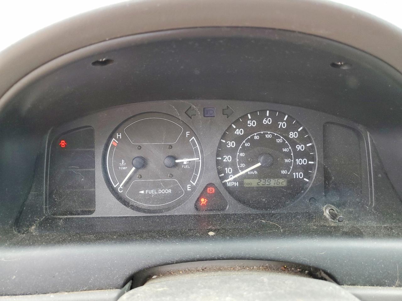 1999 Toyota Corolla VIN 2T1BR12EXXC749188 photo 9