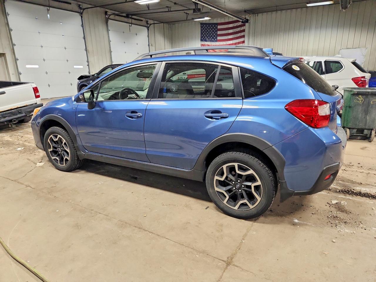 2016 Subaru Crosstrek VIN JF2GPALC2G8329222 photo 2