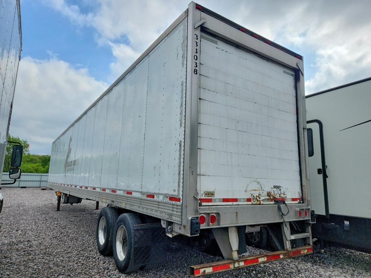 2018 UTILITY Trailer VIN 1UYVS2538J6232702 photo 3