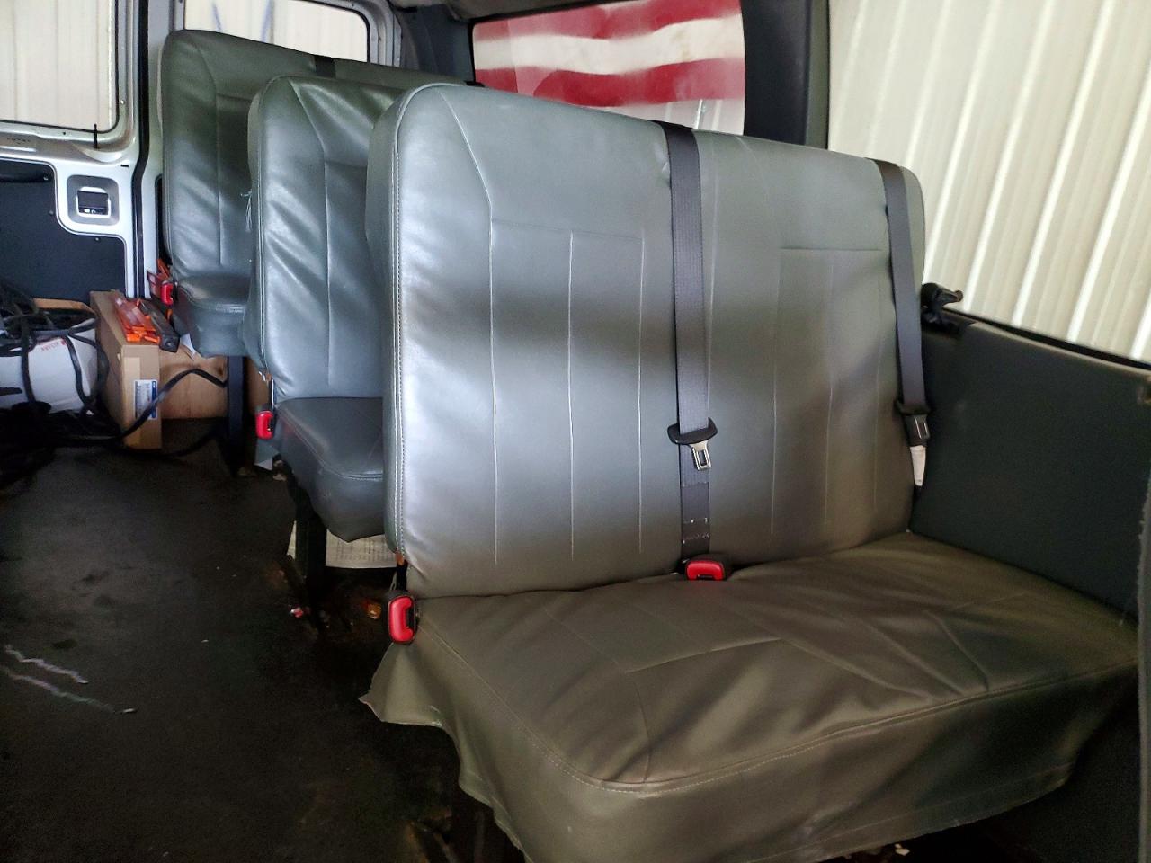2011 Ford Econoline VIN 1FTCE2EL2BDA55381 photo 11