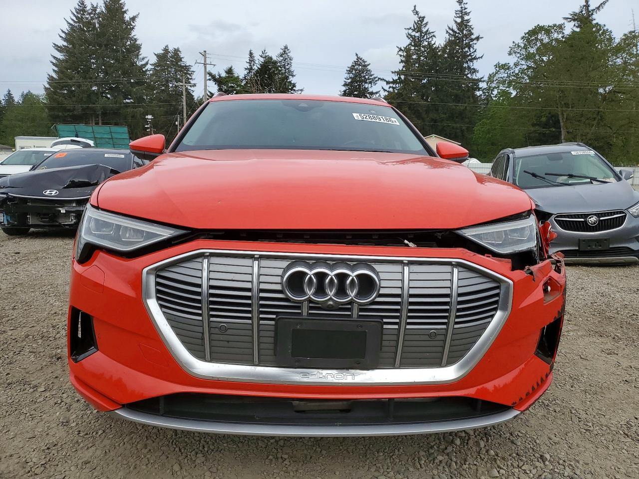 2019 Audi E-tron VIN WA1VABGE8KB011412 photo 5