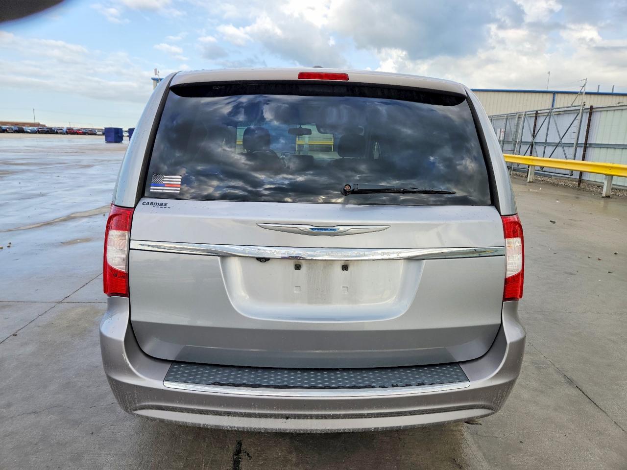 2015 Chrysler Minivan VIN 2C4RC1BG7FR547523 photo 6