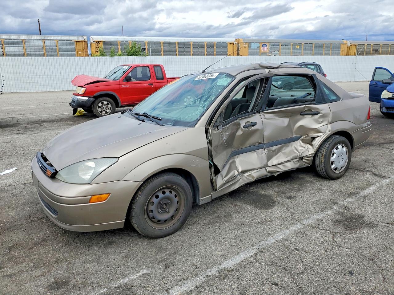 2003 Ford Focus VIN 1FAFP33Z63W329438 photo 1