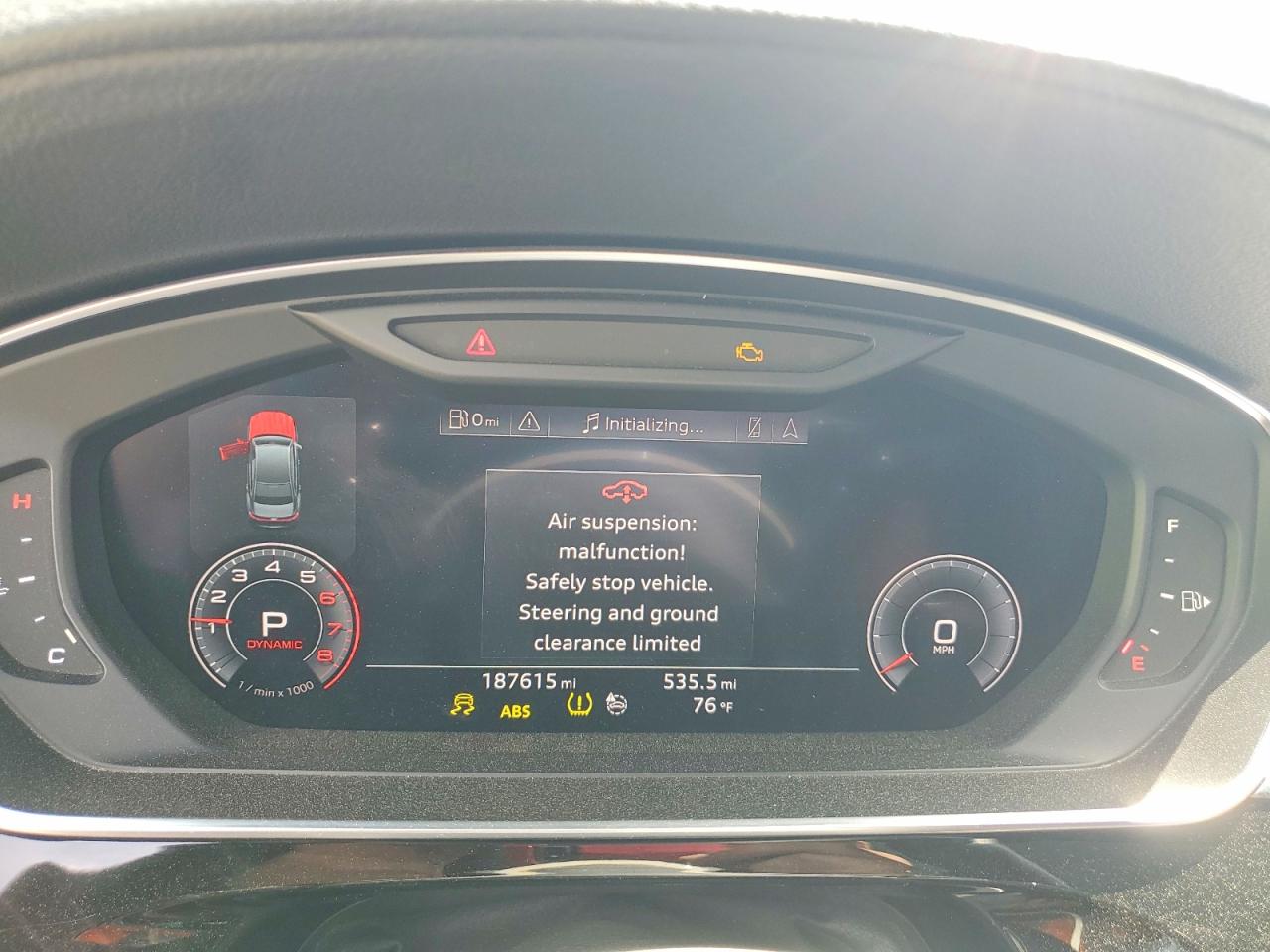 2019 Audi A8 VIN WAU8DAF84KN007062 photo 9