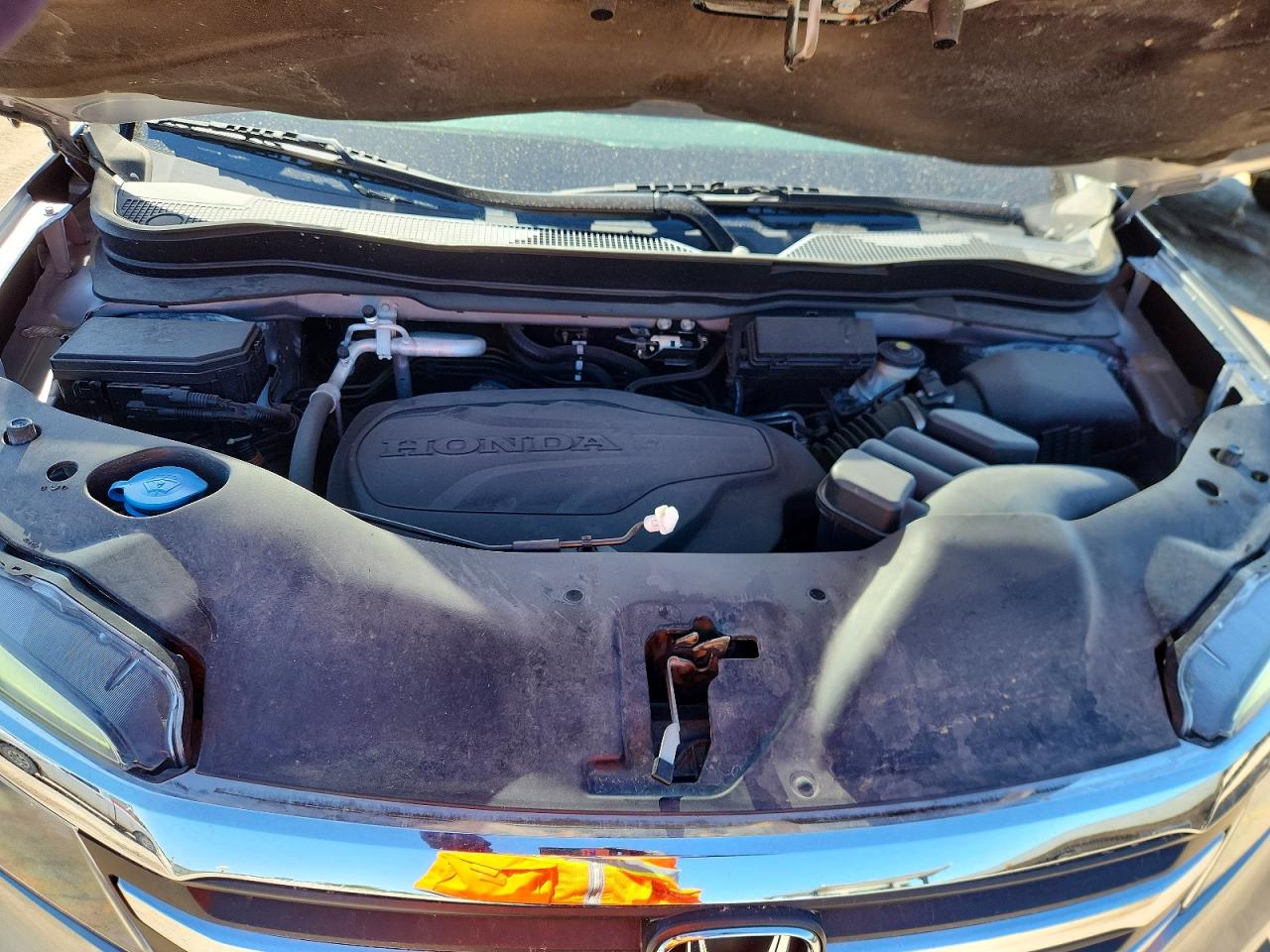 2018 Honda Pilot VIN 5FNYF5H35JB002682 photo 11
