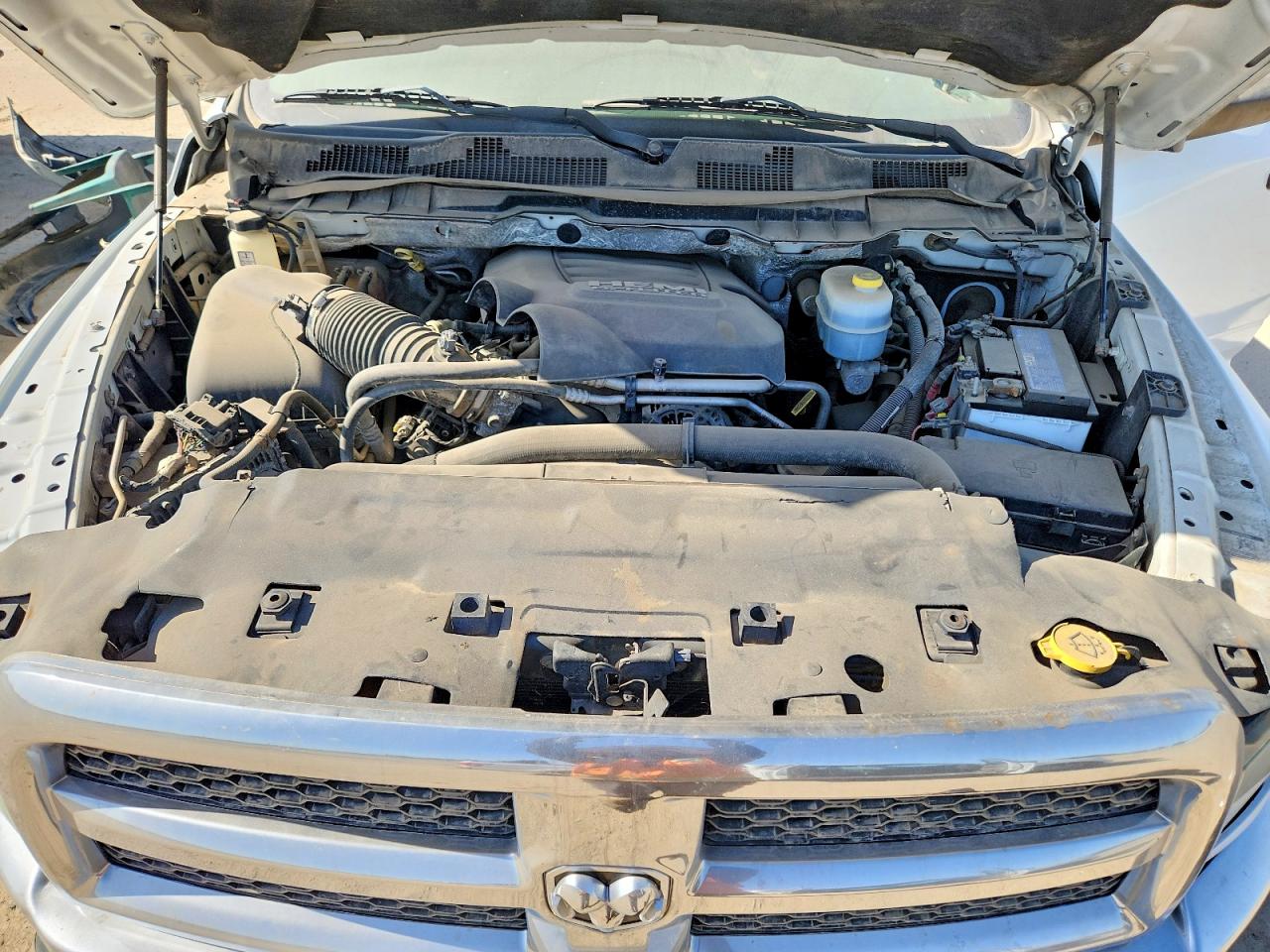 2014 Ram All models VIN 3C6UR5HJ1EG219271 photo 11