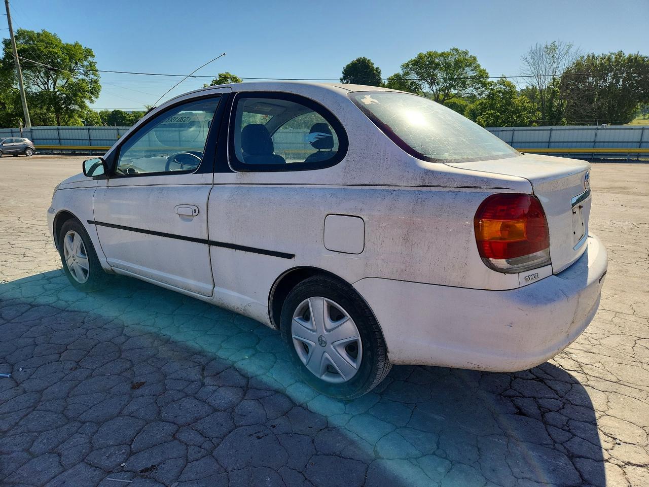 2003 Toyota Echo VIN JTDAT123X30277591 photo 2