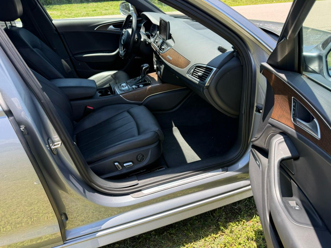 2016 Audi A6 VIN WAUJGAFCXGN100544 photo 5