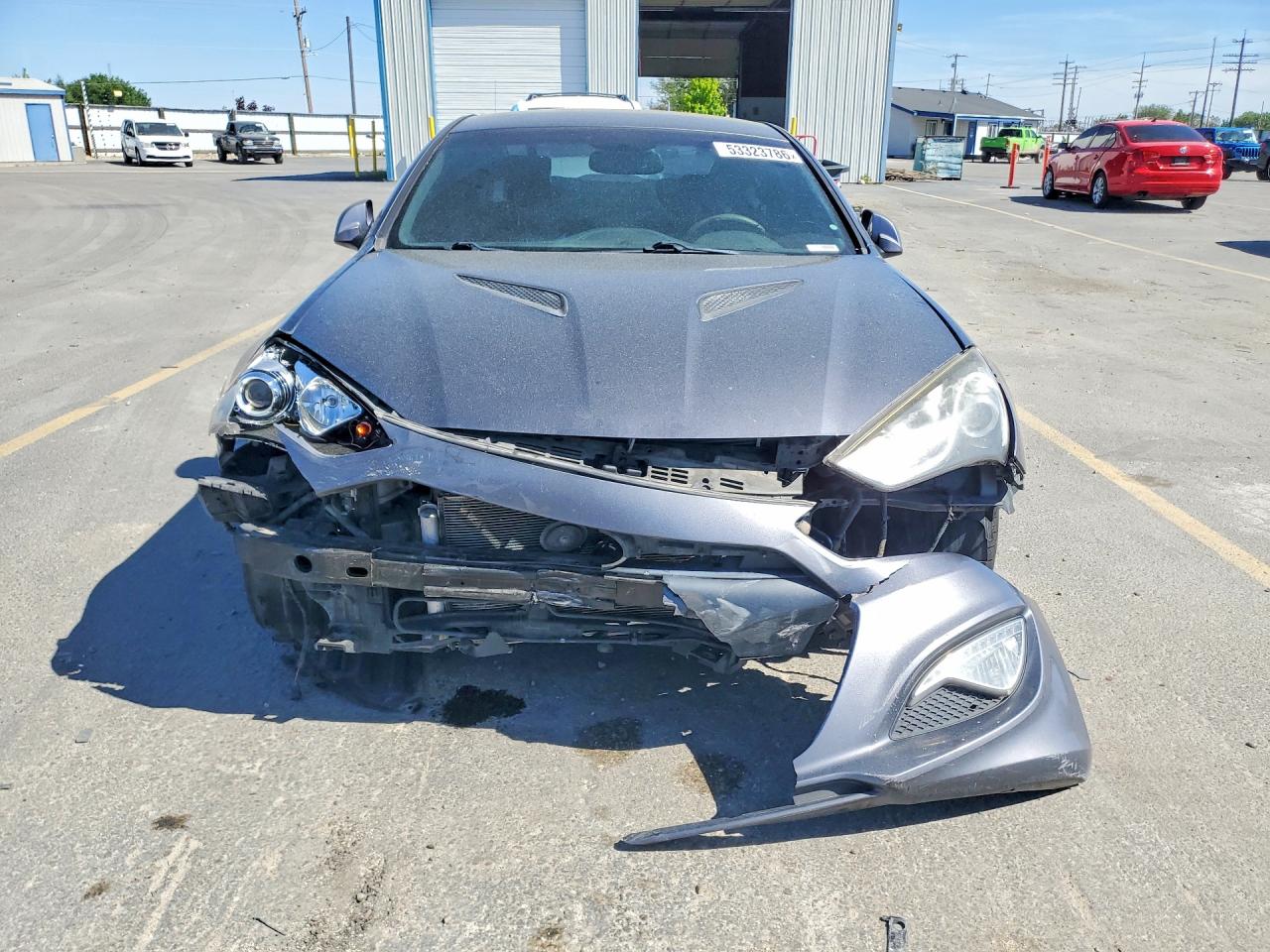 2016 Hyundai Genesis VIN KMHHT6KJ1GU131620 photo 5