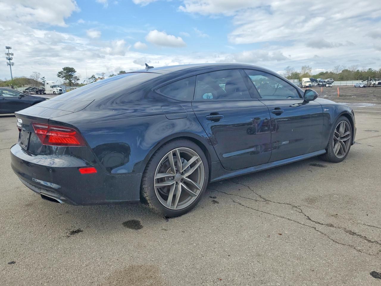2016 Audi A7 VIN WAUWGAFC7GN078931 photo 3