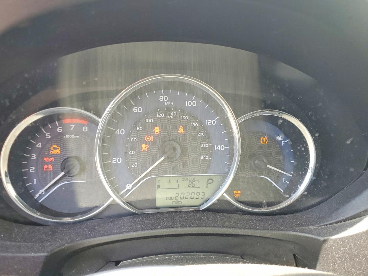 2014 Toyota Corolla VIN 5YFBURHEXEP065792 photo 9