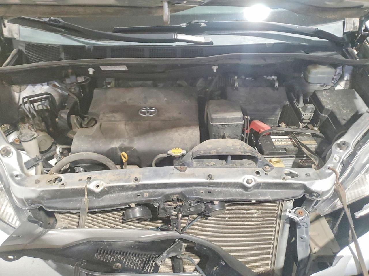 2014 Toyota Sienna VIN 5TDDK3DC8ES093341 photo 12