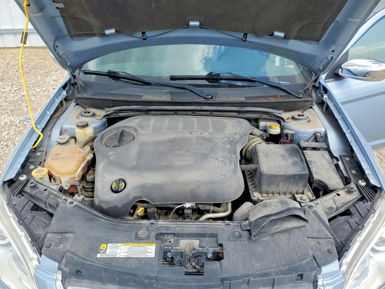 2013 Chrysler 200 VIN 1C3CCBCG5DN598110 photo 11