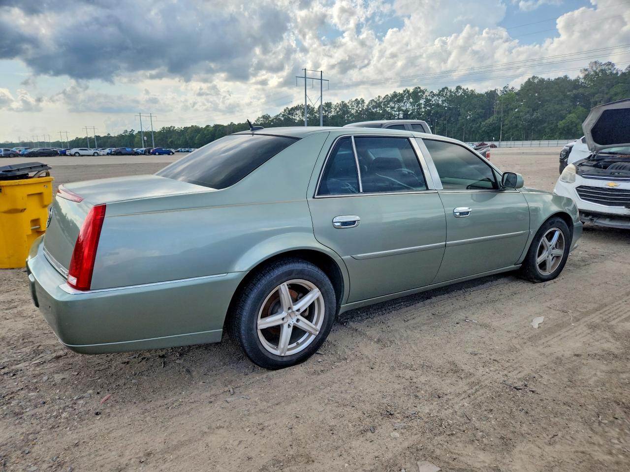 2006 Cadillac Dts VIN 1G6KD57Y36U127528 photo 3