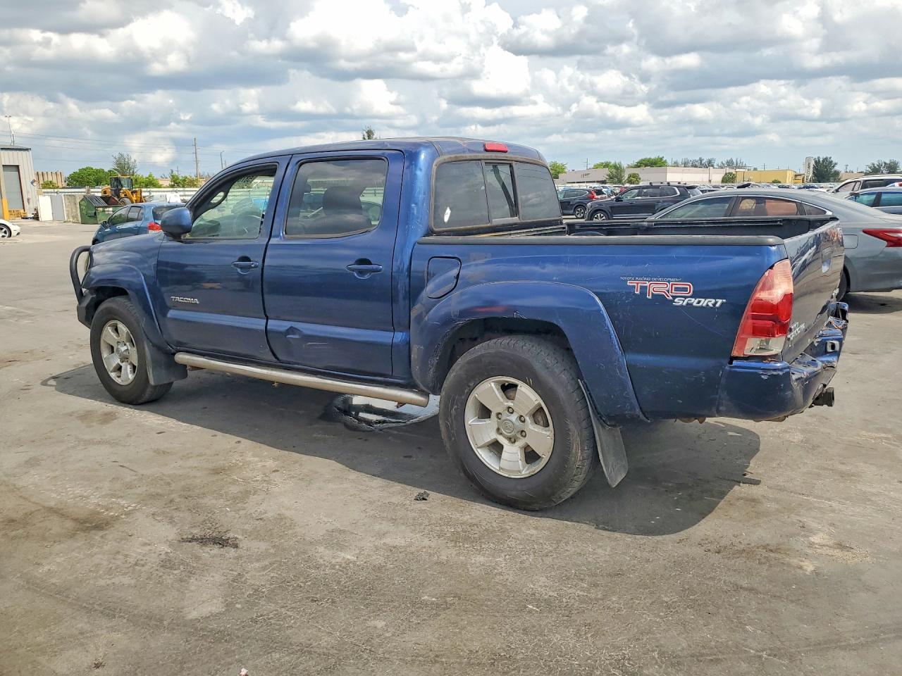2005 Toyota All models VIN 5TELU42NX5Z006171 photo 2