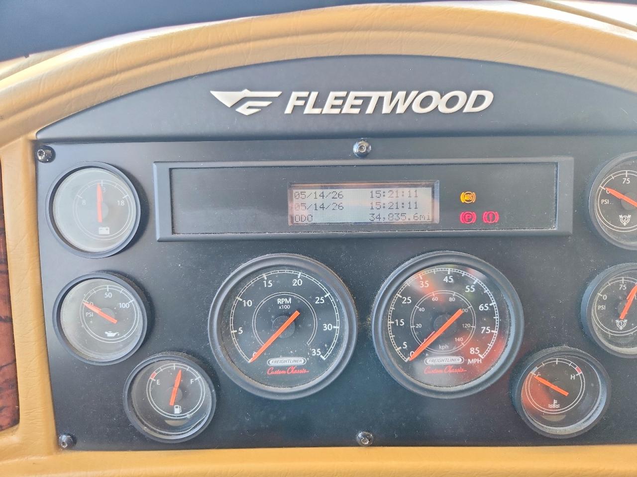 2007 FLEETWOOD All models VIN 4UZACJDCX7CY60417 photo 8