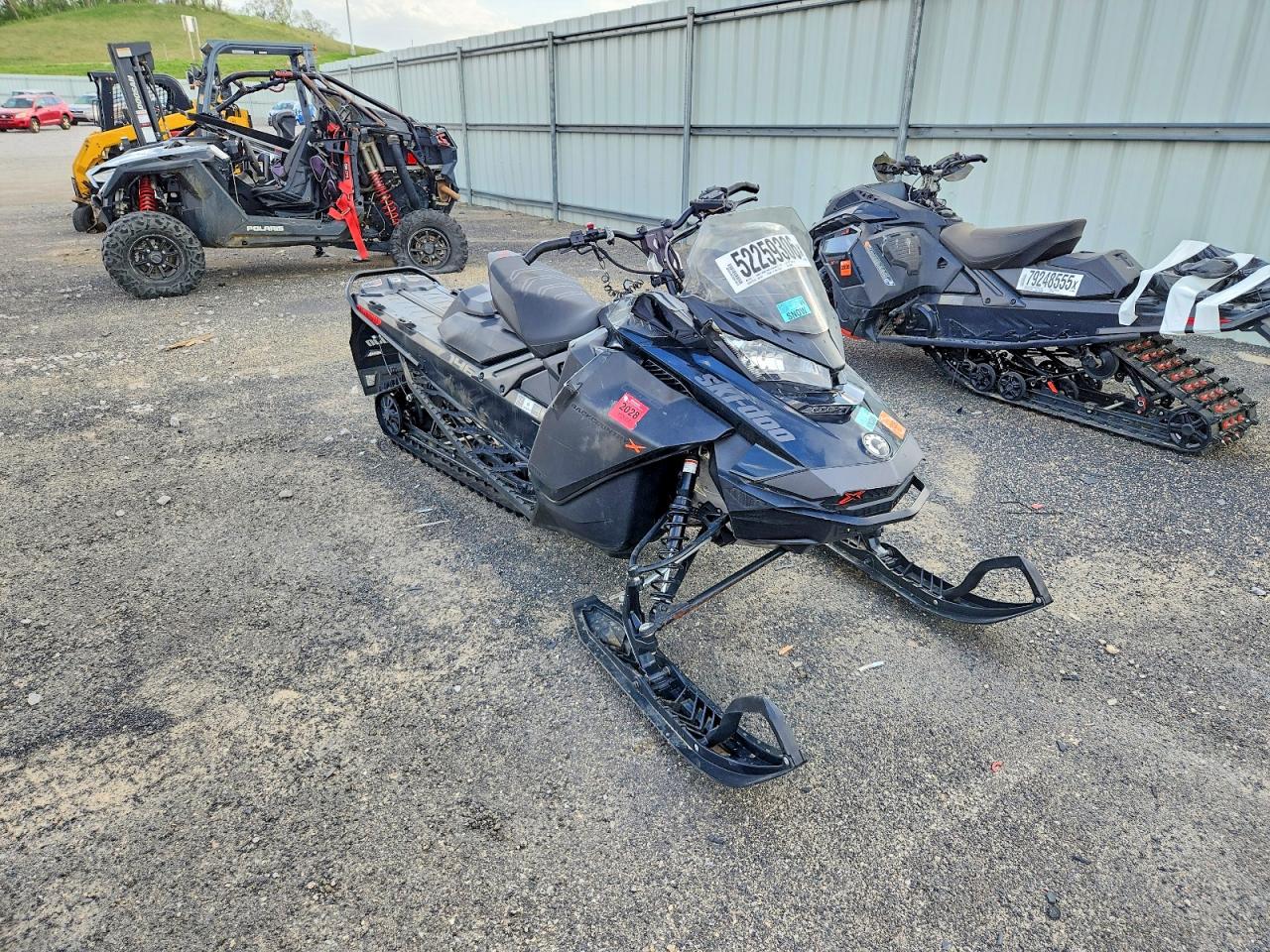 2022 SKID Backcountr VIN 2BPSUXNB6NV000007 photo 1