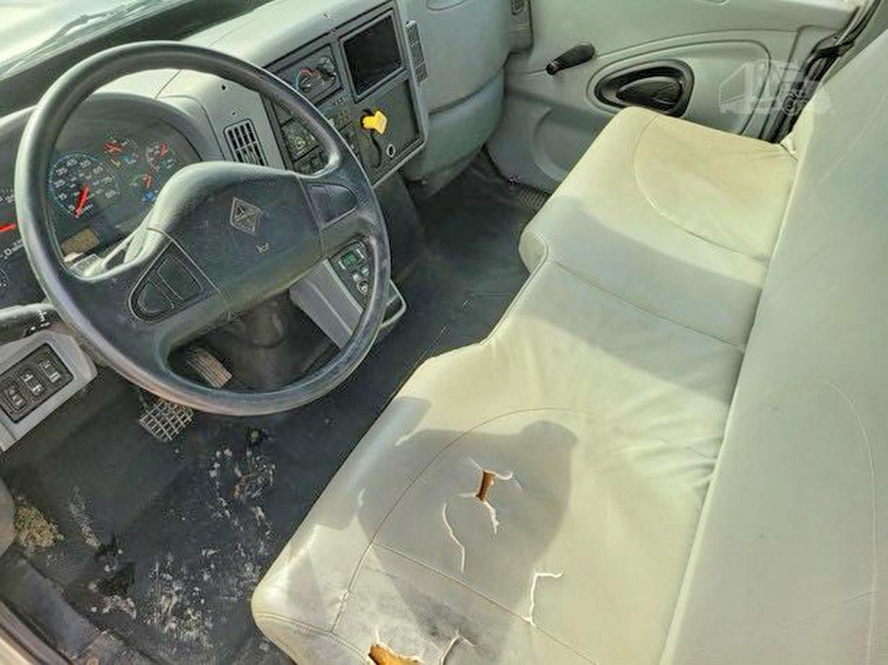 2007 International 4000 serie VIN 1HTMMAAN37H438371 photo 5