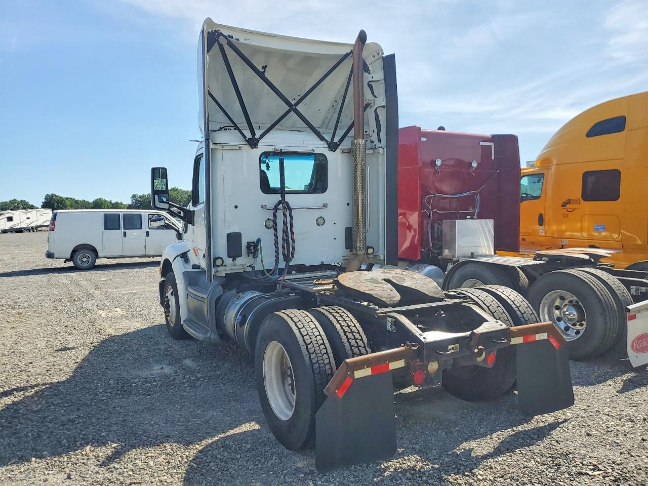 2017 PETERBILT All other VIN 1XPBA48X3HD428811 photo 3