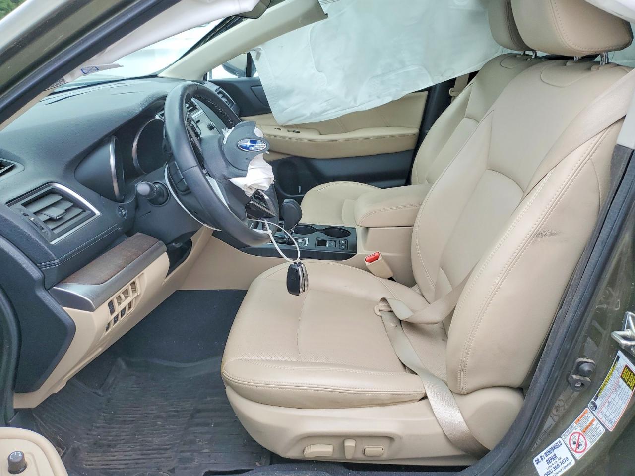 2019 Subaru Outback VIN 4S4BSANC9K3328185 photo 7