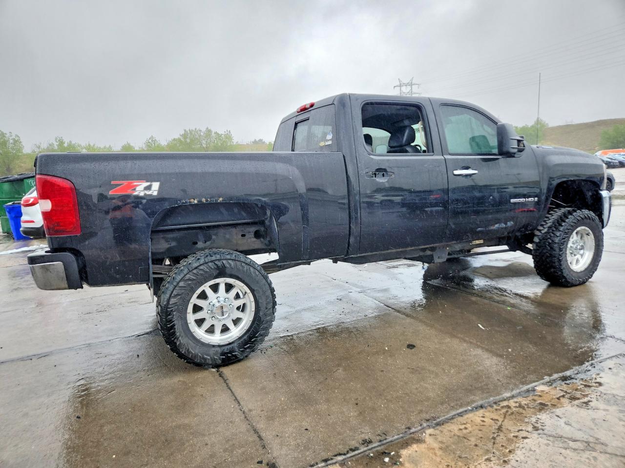 2008 Chevrolet Silverado VIN 1GCHK23658F119387 photo 3