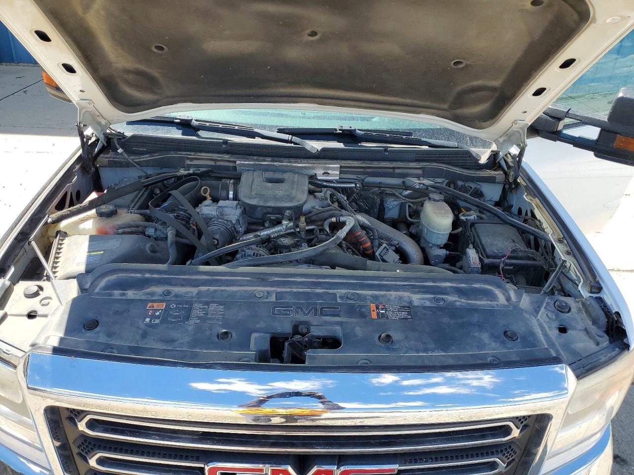2015 GMC SIERRA VIN 1GD421C80FF648703 photo 11