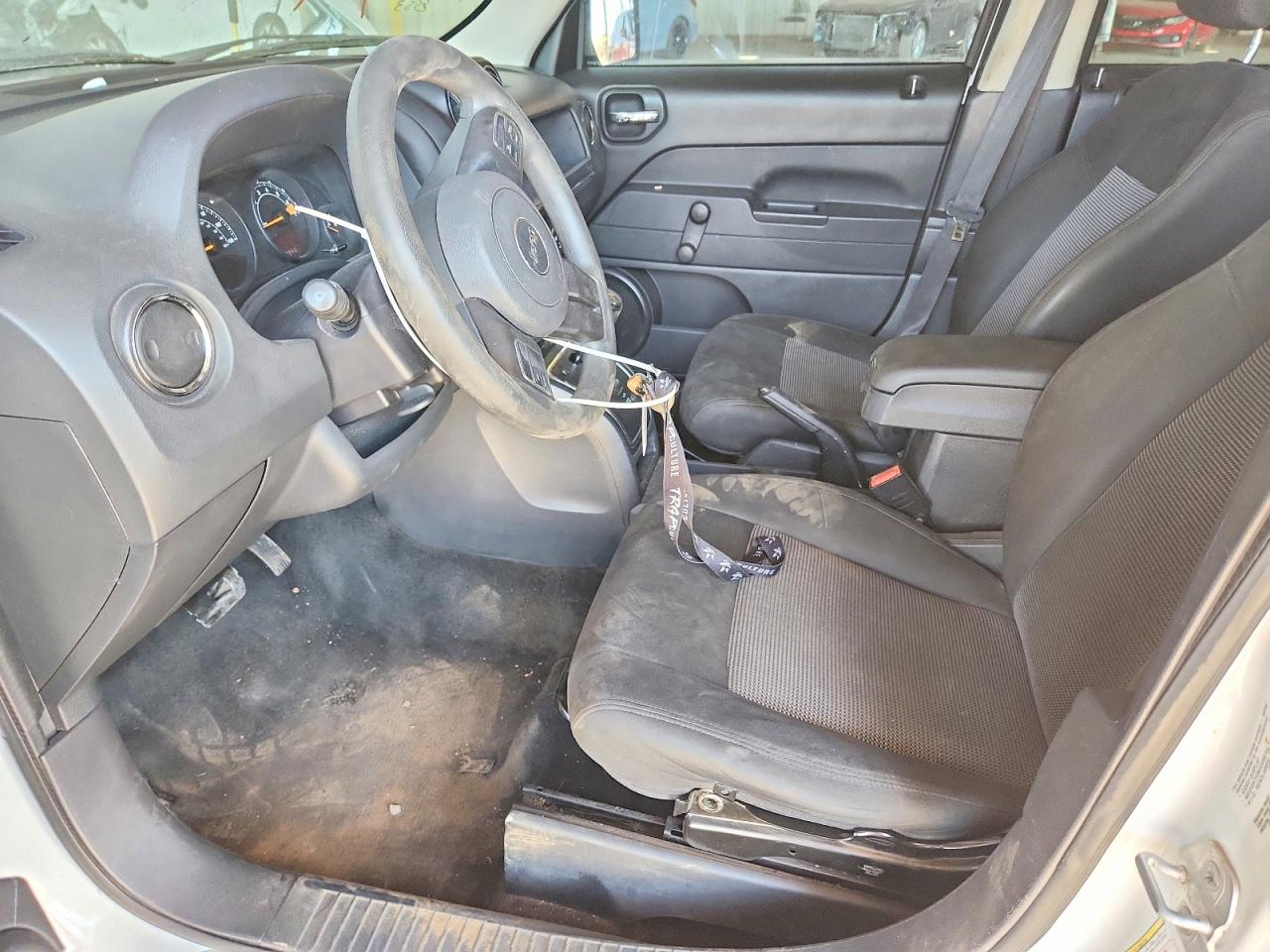 2014 Jeep Patriot VIN 1C4NJPBA7ED775123 photo 7