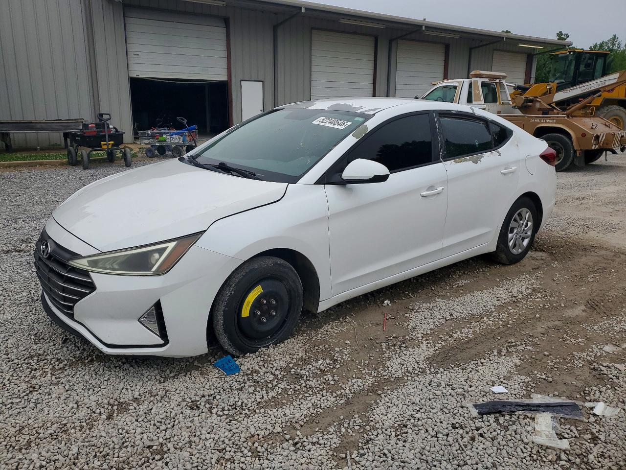 2019 Hyundai Elantra VIN 5NPD74LF7KH496070 photo 1