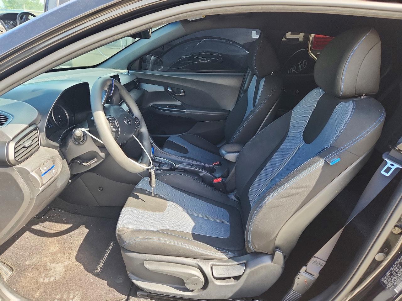 2020 Hyundai Veloster VIN KMHTG6AF2LU021942 photo 7