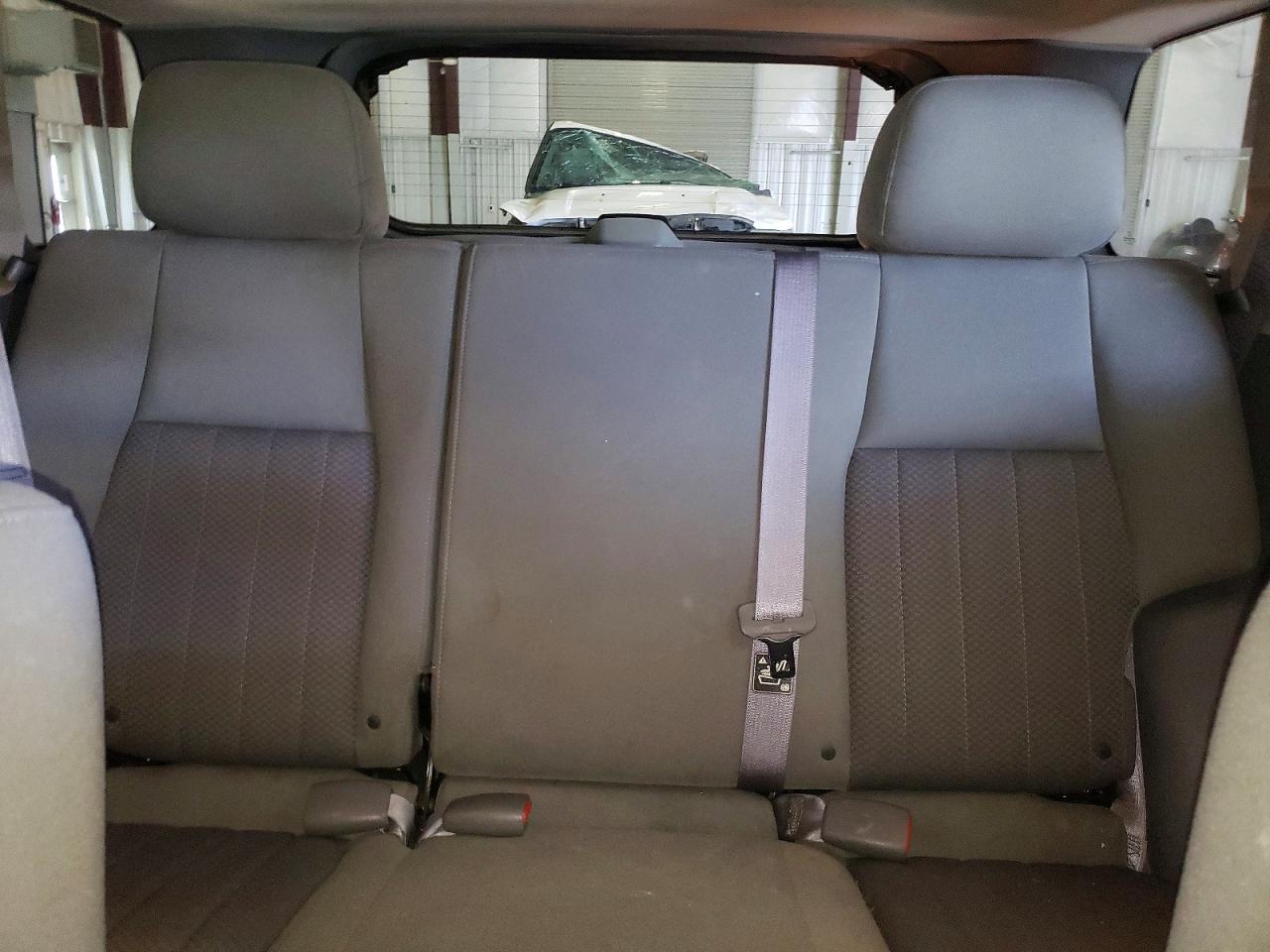 2005 Jeep Cherokee VIN 1J4GR48K85C591678 photo 10
