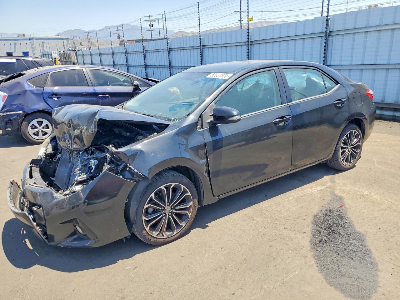 2015 Toyota Corolla VIN 2T1BURHE6FC323372 photo 1