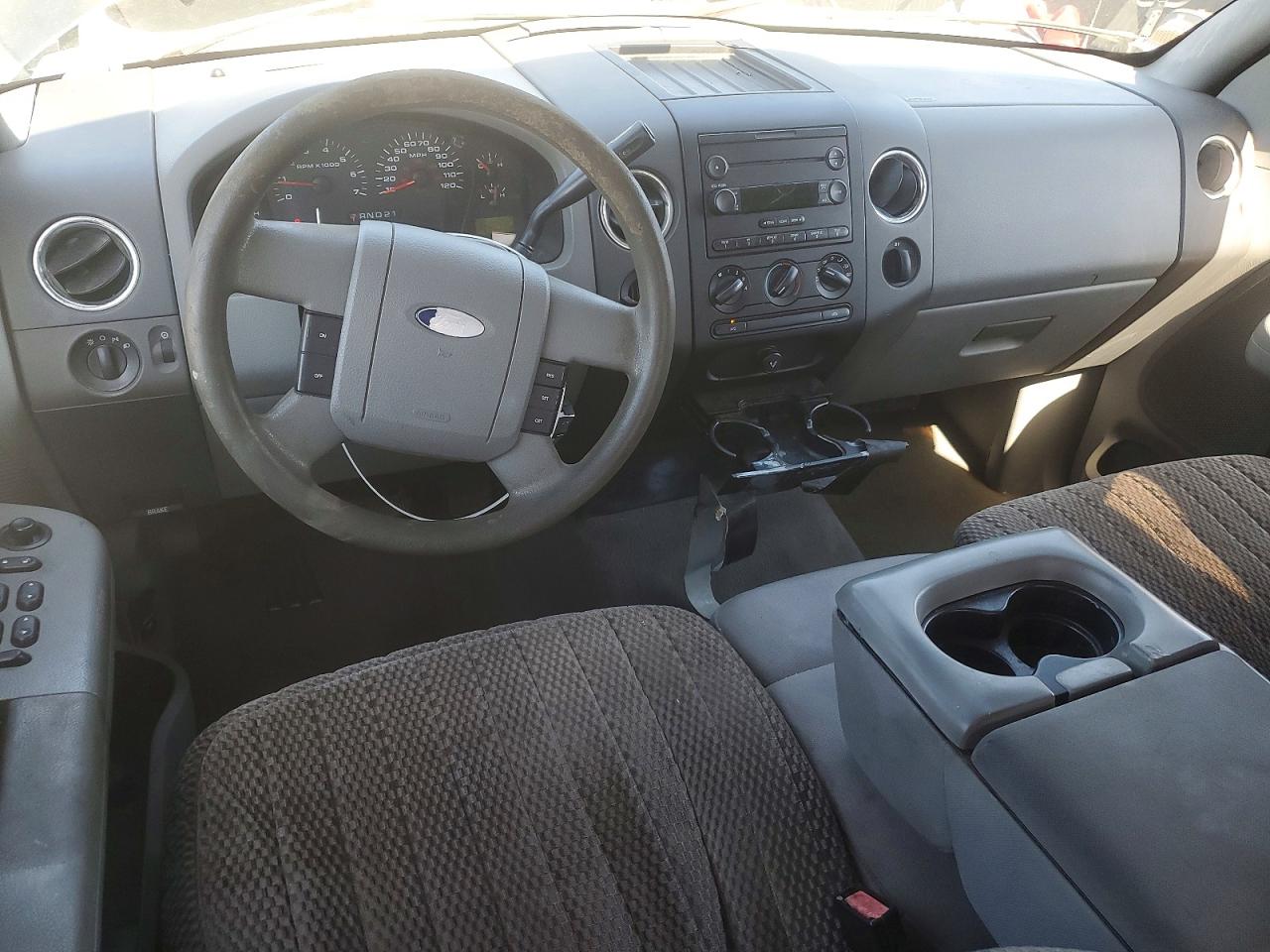 2005 Ford F150 VIN 1FTPW12555KD57925 photo 8
