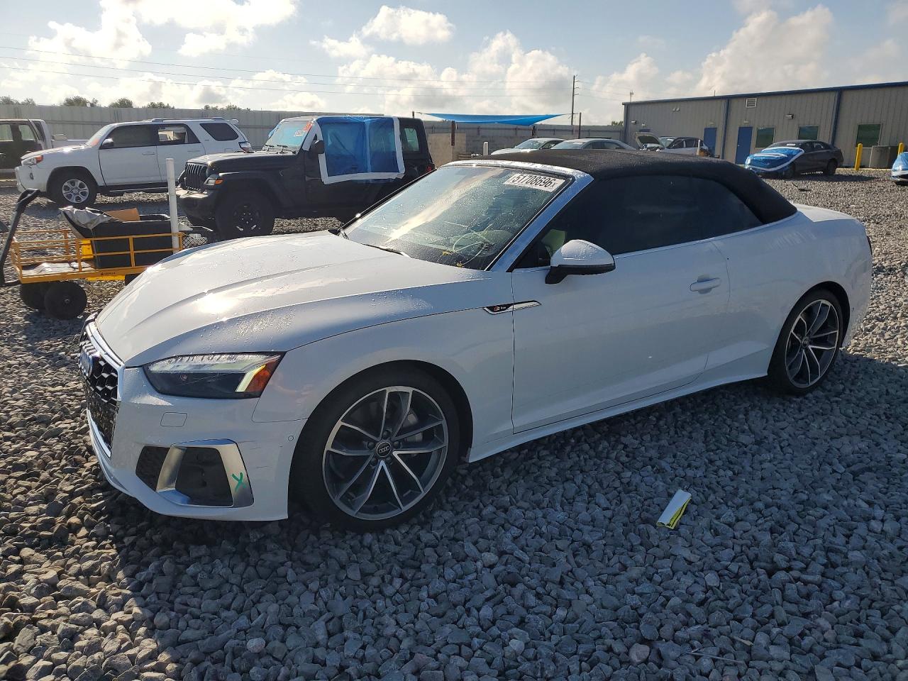 2024 Audi A5 VIN WAU5AGF5XRN001040 photo 1