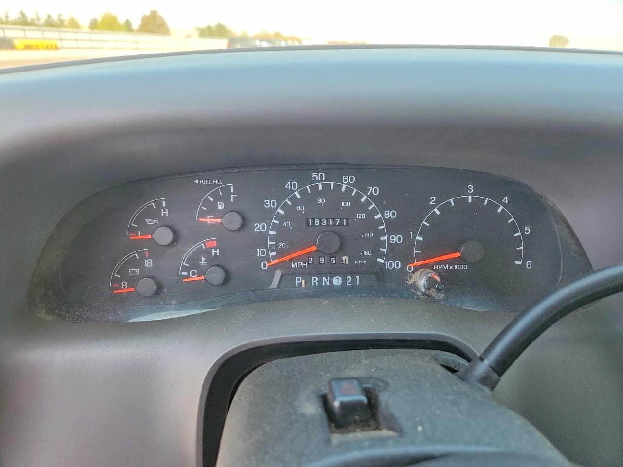 1999 Ford F250 VIN 1FTNX21S6XEF05633 photo 9