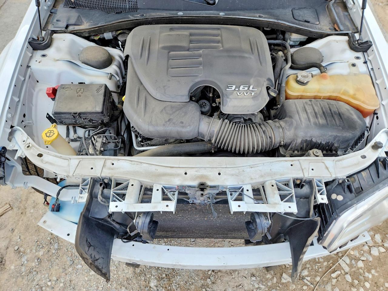 2014 Chrysler 300 VIN 2C3CCAKG3EH194485 photo 11