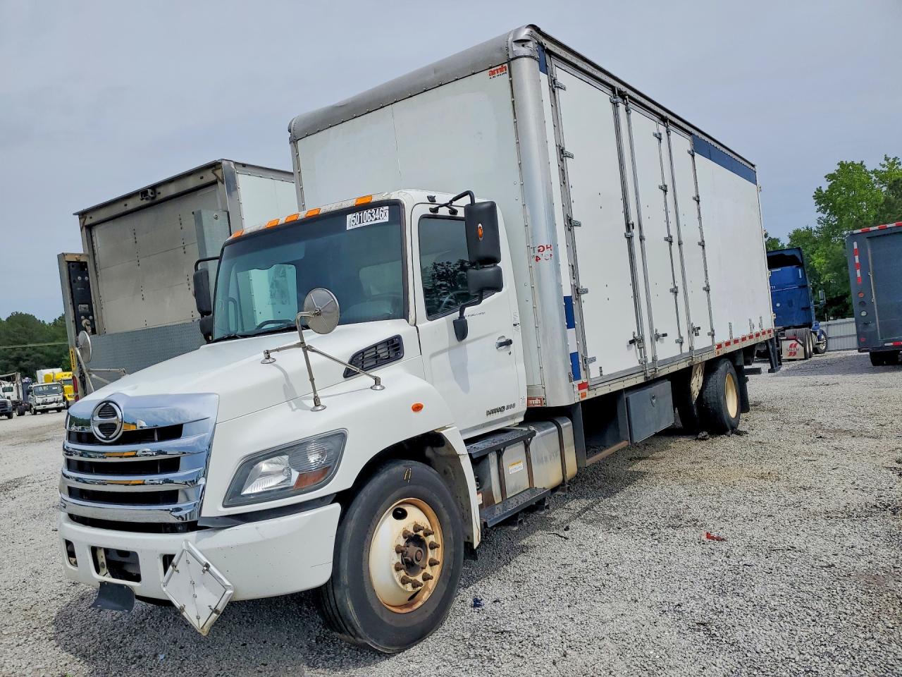 2017 HINO All models VIN 5PVNE8JV3H4S55794 photo 1