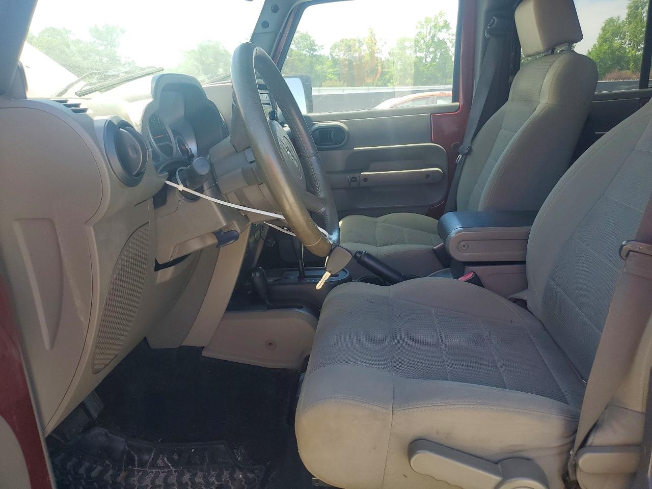 2007 Jeep Wrangler / VIN 1J4GA59187L187155 photo 7