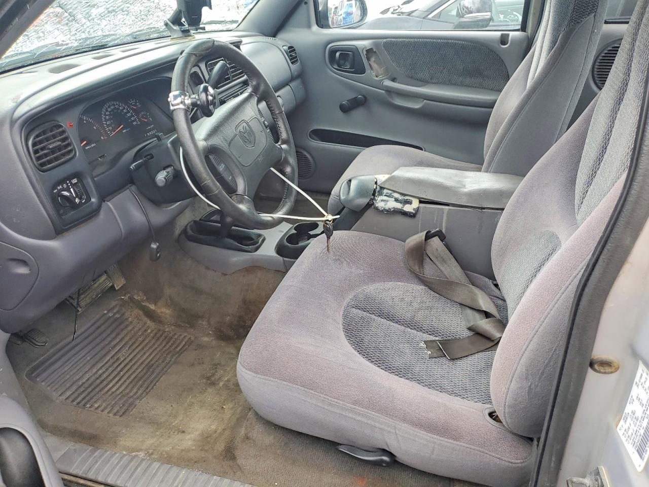 1999 Dodge Dakota VIN 1B7GG22YXXS157607 photo 7