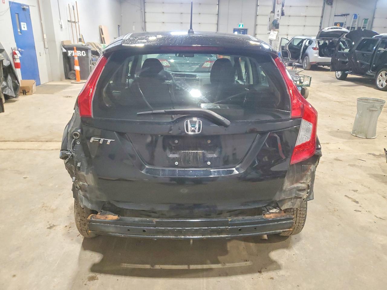 2019 Honda Fit VIN 3HGGK5H58KM101990 photo 6