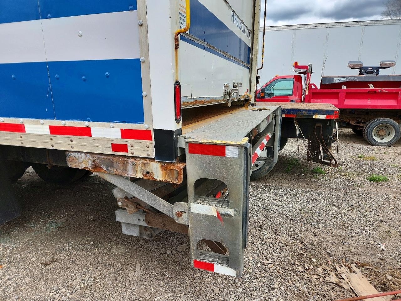 2019 FREIGHTLINER All models VIN 1FVACWFA6KHKV7882 photo 9