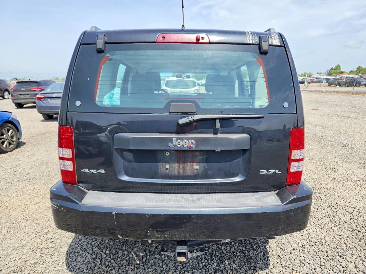 2008 Jeep Liberty VIN 1J8GN28K38W249329 photo 6