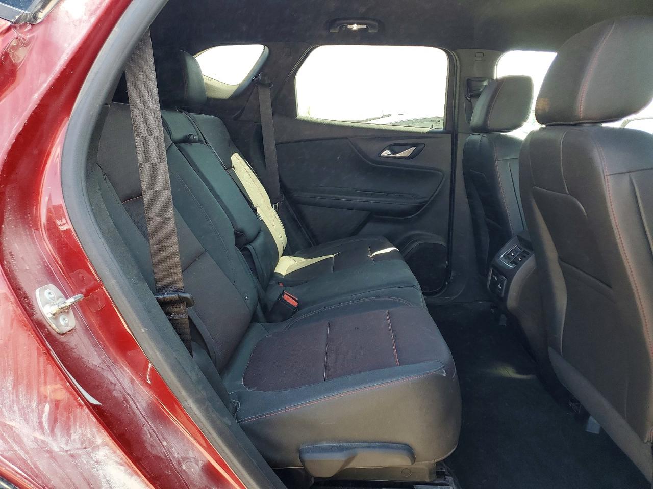 2025 Chevrolet Blazer VIN 3GNKBKRS0SS112089 photo 11