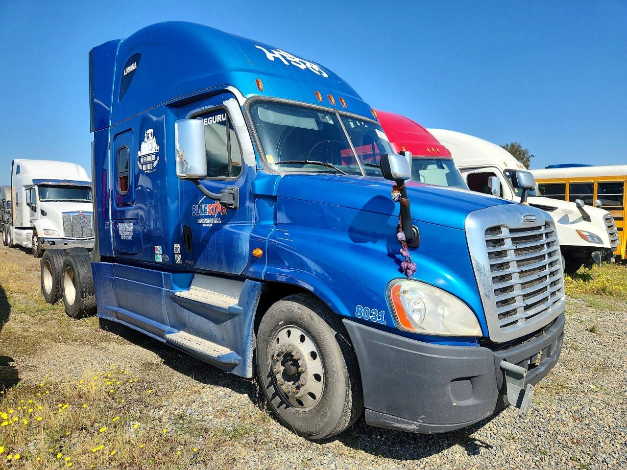 2017 FREIGHTLINER All other VIN 3AKJGLDR2HSHZ6853 photo 1