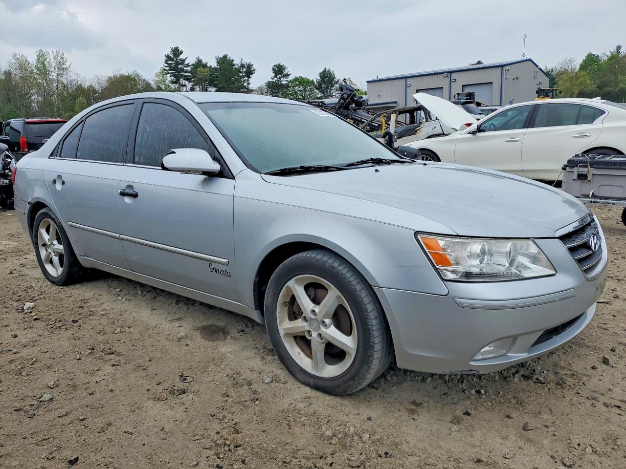 2010 Hyundai Sonata VIN 5NPEU4AF5AH618777 photo 4